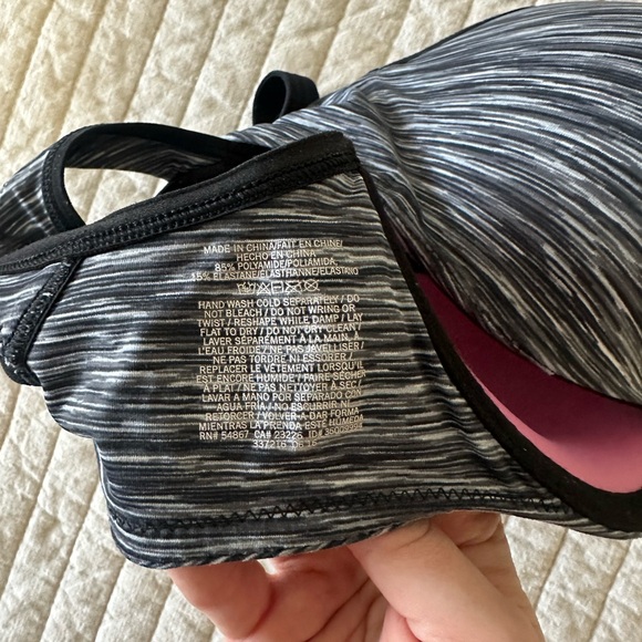 Gray PINK by Victoria Secret Sports Bra size s-DD - Picture 5 of 5